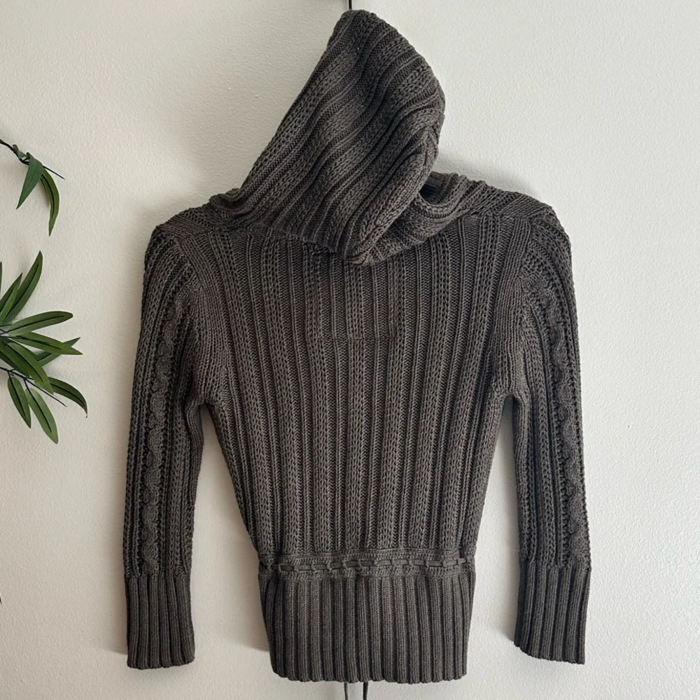 Abercrombie & Fitch Dark Brown Cable Knit Cardigan - Picture 2 of 9